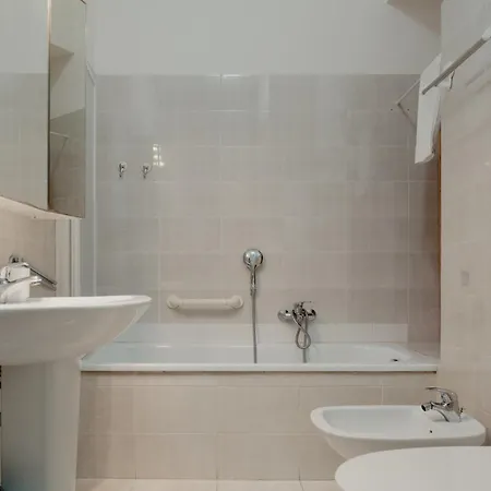 Апартаменты Ghega 15 Stazione Locazione Turistica Триест