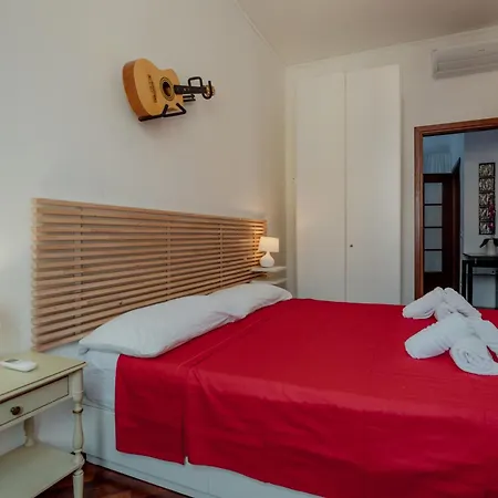 Ghega 15 Stazione Locazione Turistica Διαμέρισμα