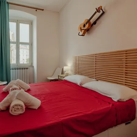 Апартаменты Ghega 15 Stazione Locazione Turistica *