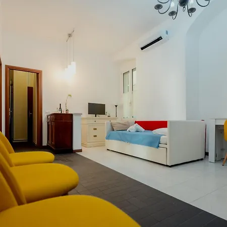 Ghega 15 Stazione Locazione Turistica Διαμέρισμα *
