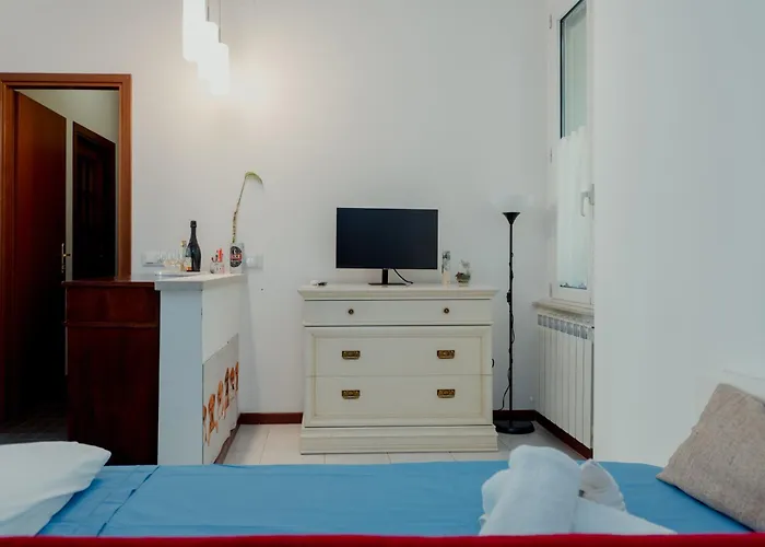 Ghega 15 Stazione Locazione Turistica * Triëst